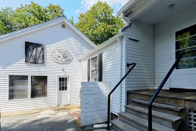 35 Bacon Street, Warren, MA 01083