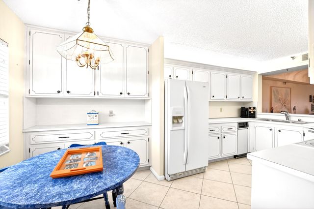 9165 SW 14th Street 1407, Boca Raton, FL 33428