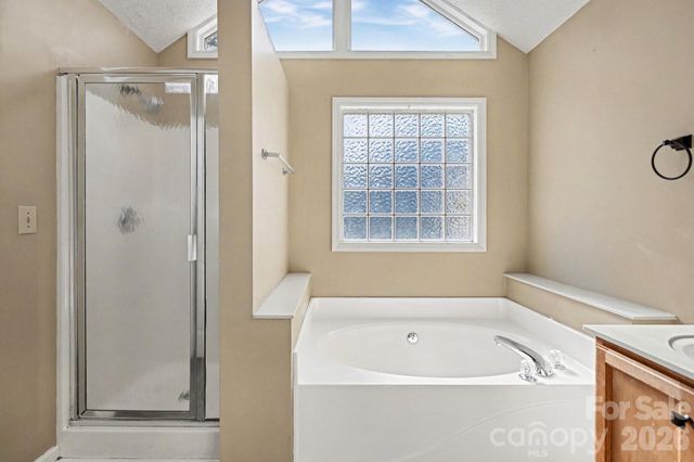 1448 Rainforest Court, Gastonia, NC 28054