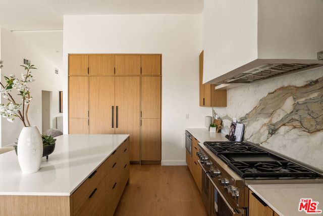 2536 Medlow Avenue, Los Angeles, CA 90041