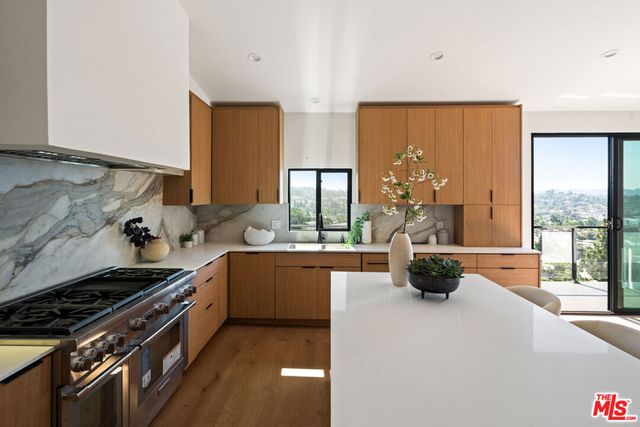 2536 Medlow Avenue, Los Angeles, CA 90041