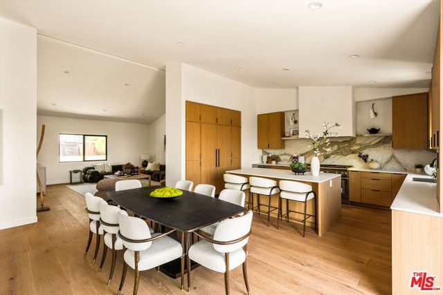 2536 Medlow Avenue, Los Angeles, CA 90041