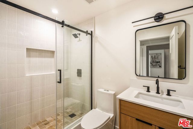 2536 Medlow Avenue, Los Angeles, CA 90041