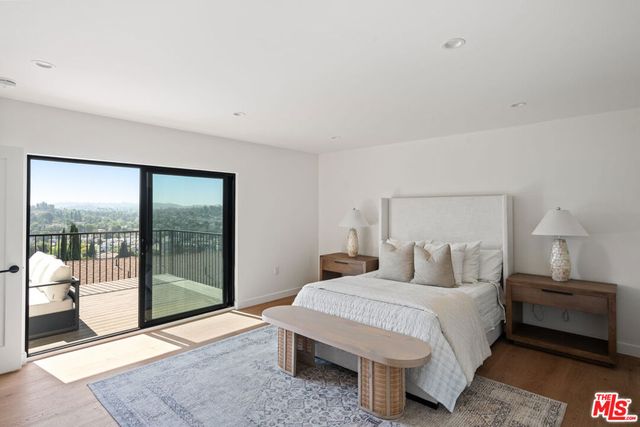 2536 Medlow Avenue, Los Angeles, CA 90041