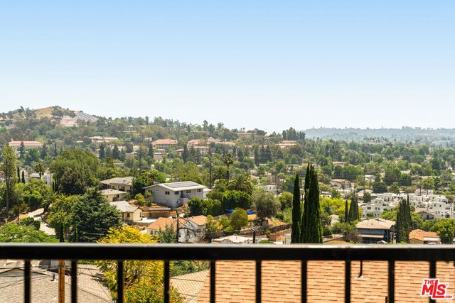 2536 Medlow Avenue, Los Angeles, CA 90041