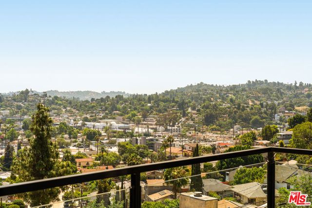 2536 Medlow Avenue, Los Angeles, CA 90041