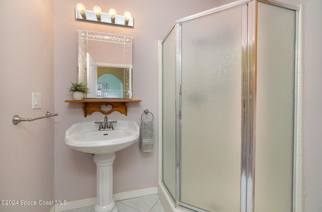 2885 Foxglove Avenue SW, Palm Bay, FL 32908