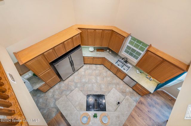 2885 Foxglove Avenue SW, Palm Bay, FL 32908