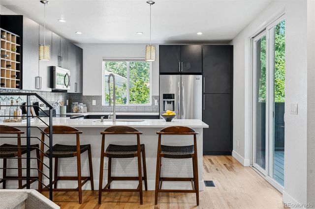 8150 W 10th Avenue, Lakewood, CO 80214