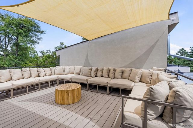 8150 W 10th Avenue, Lakewood, CO 80214