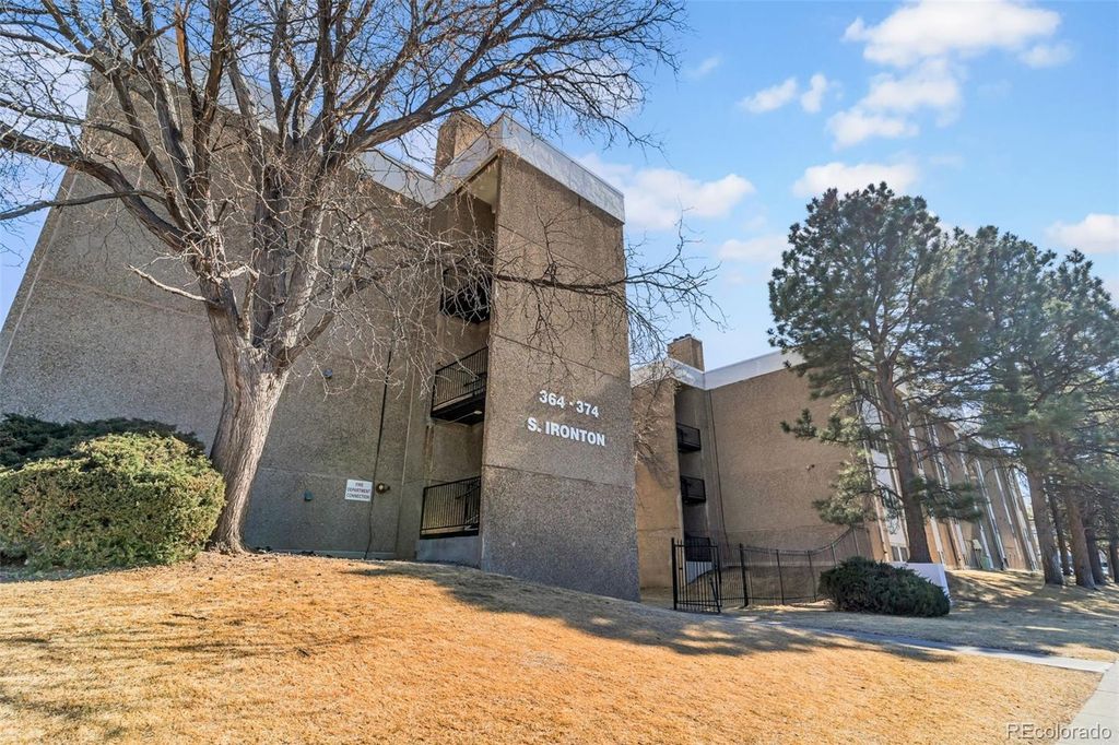 364 S Ironton Street 424, Aurora, CO 80012