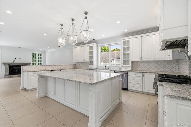 68 Maple Avenue, Bethpage, NY 11714