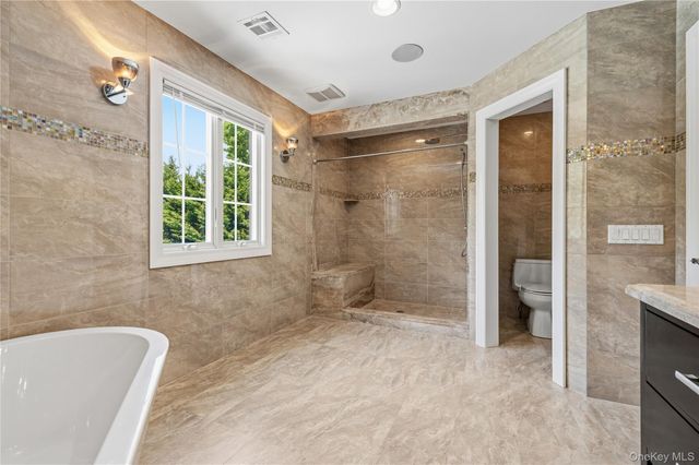 68 Maple Avenue, Bethpage, NY 11714