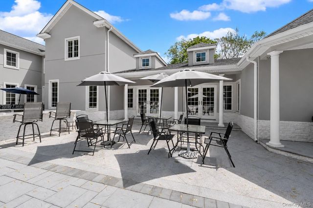 68 Maple Avenue, Bethpage, NY 11714