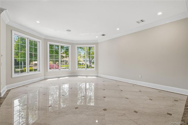 68 Maple Avenue, Bethpage, NY 11714