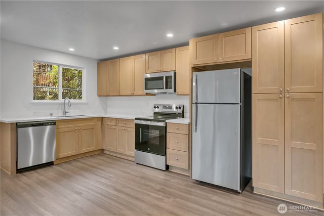 2728 Natalie Lane, Steilacoom, WA 98388