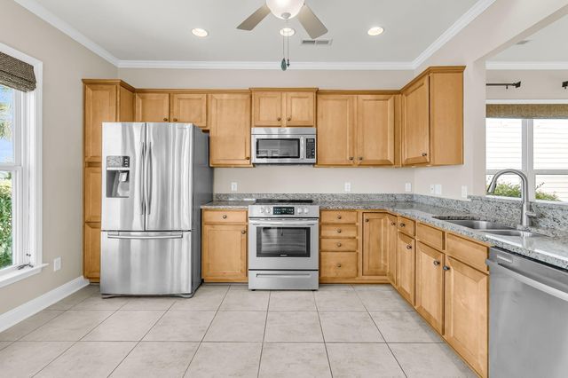 238 Sea Lavender Lane, Summerville, SC 29486