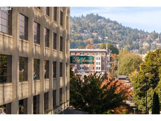 1400 Nw IRVING St 705, Portland, OR 97209