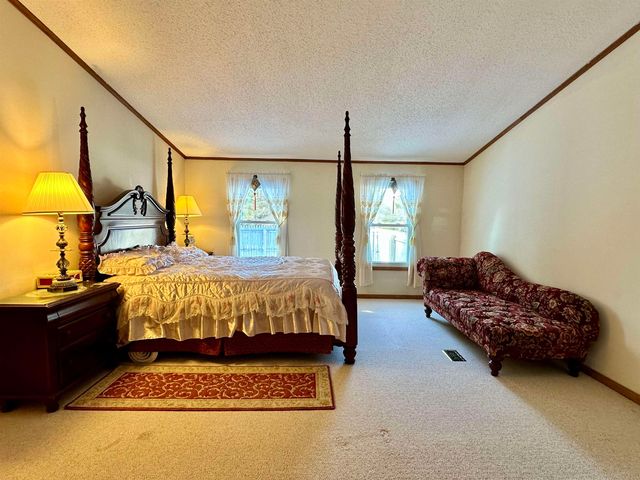 133 Otter View Drive, Clarendon, VT 05759