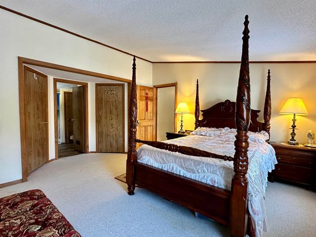 133 Otter View Drive, Clarendon, VT 05759