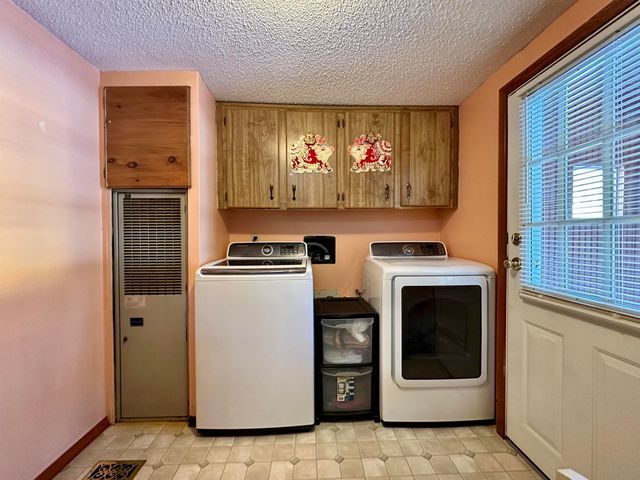 133 Otter View Drive, Clarendon, VT 05759