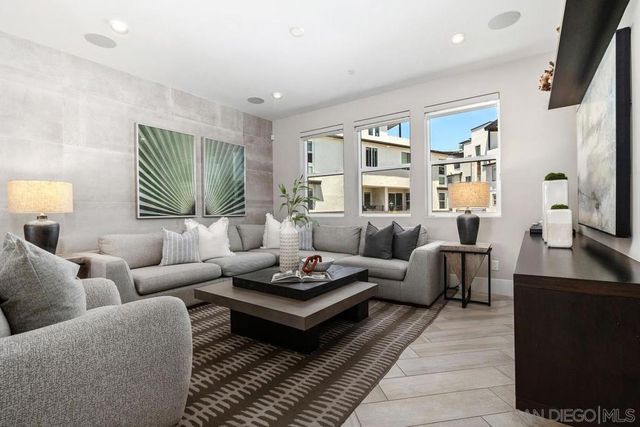 2856 Avella Circle, San Diego, CA 92108