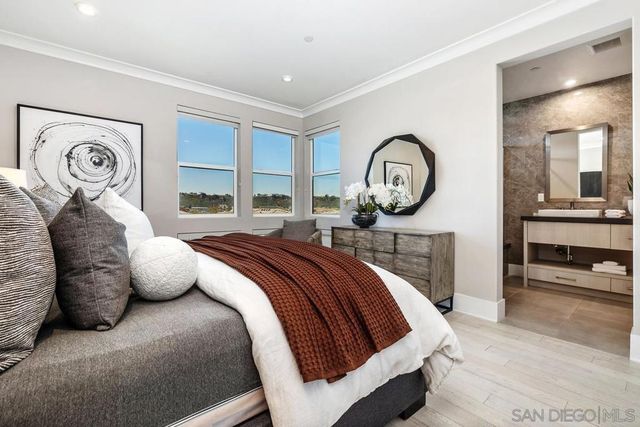 2856 Avella Circle, San Diego, CA 92108