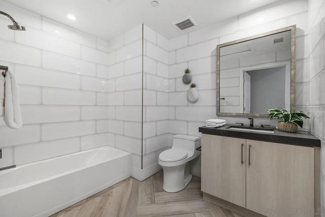 2856 Avella Circle, San Diego, CA 92108