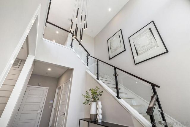 2856 Avella Circle, San Diego, CA 92108
