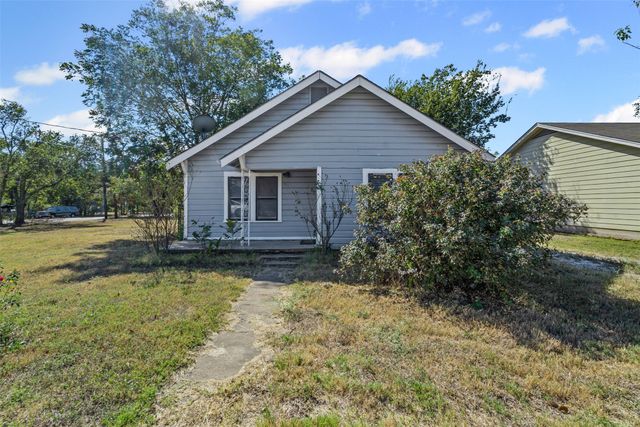 221 Huron Street, Cleburne, TX 76031