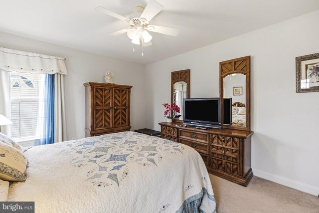 15 VALLEY FORGE DR, Woolwich Township, NJ 08085