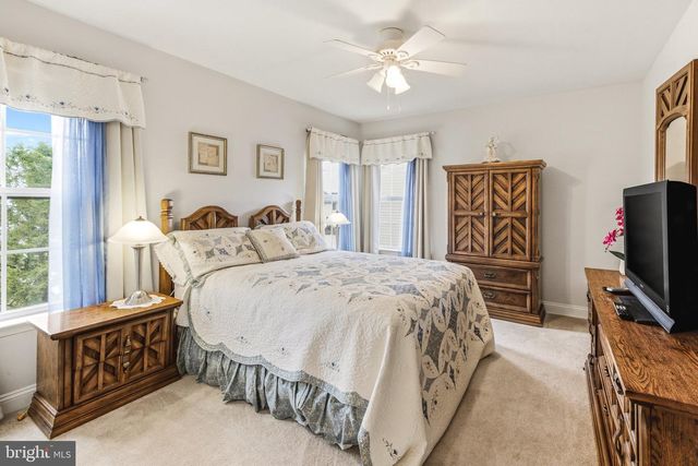 15 VALLEY FORGE DR, Woolwich Township, NJ 08085