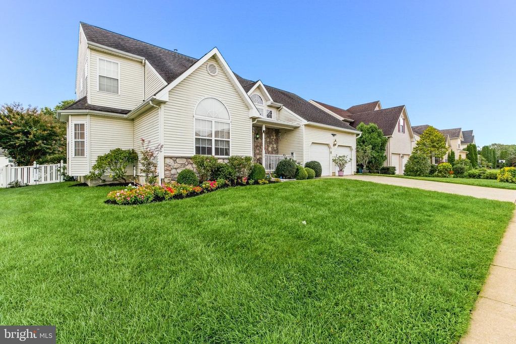 15 VALLEY FORGE DR, WOOLWICH TOWNSHIP, NJ 08085 — exterior