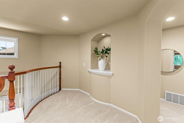 1409 271st Place SE, Sammamish, WA 98075
