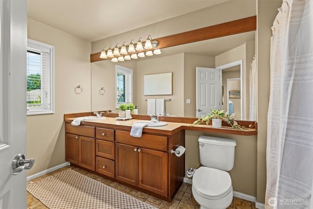 1409 271st Place SE, Sammamish, WA 98075