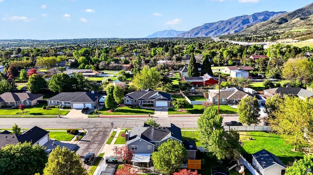 2790 E 25 S, Layton, UT 84040