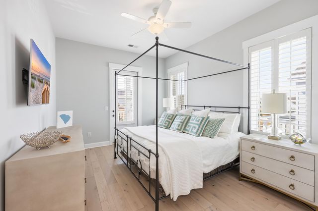 8280 Sandlapper Way, Myrtle Beach, SC 29572