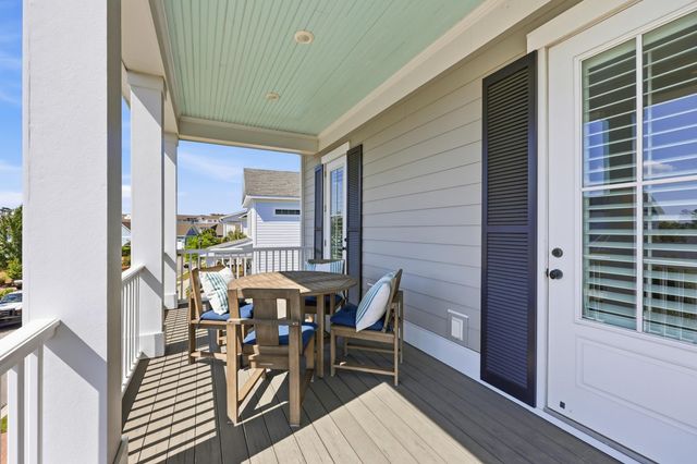 8280 Sandlapper Way, Myrtle Beach, SC 29572