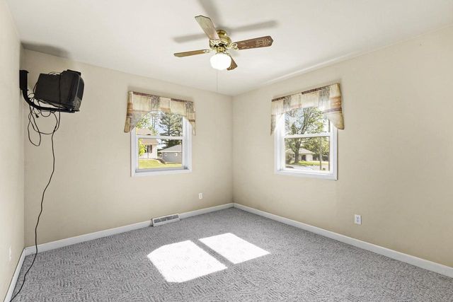 117 West Street, Dane, WI 53529
