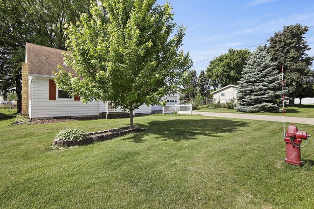 117 West Street, Dane, WI 53529