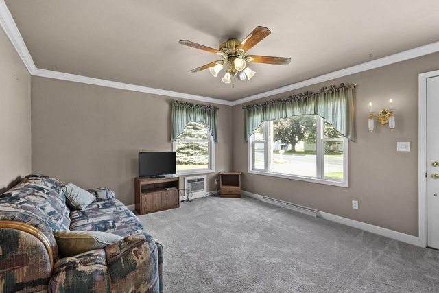 117 West Street, Dane, WI 53529
