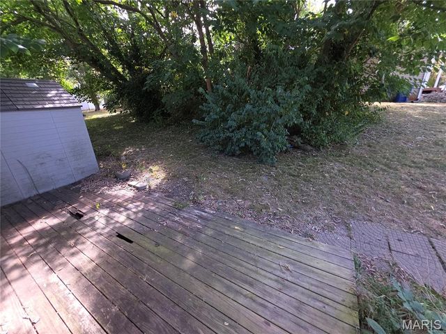 701 E Clement Street, De Soto, MO 63020