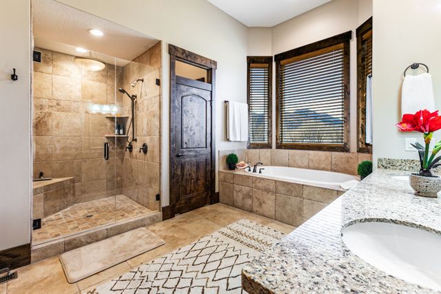 6611 E 100 S, Huntsville, UT 84317