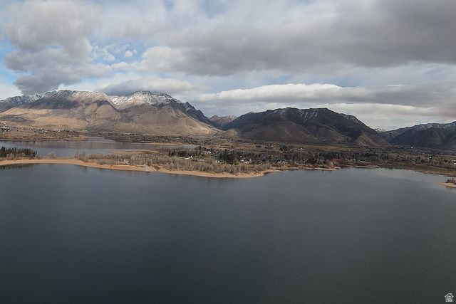6611 E 100 S, Huntsville, UT 84317