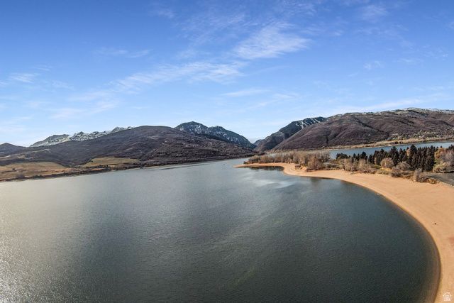 6611 E 100 S, Huntsville, UT 84317