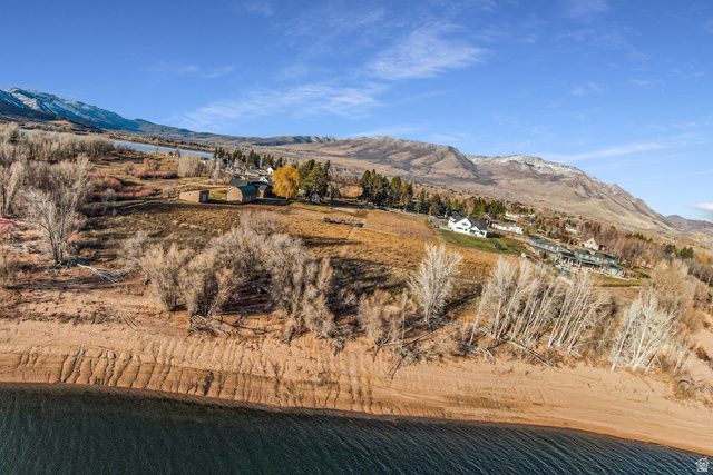 6611 E 100 S, Huntsville, UT 84317