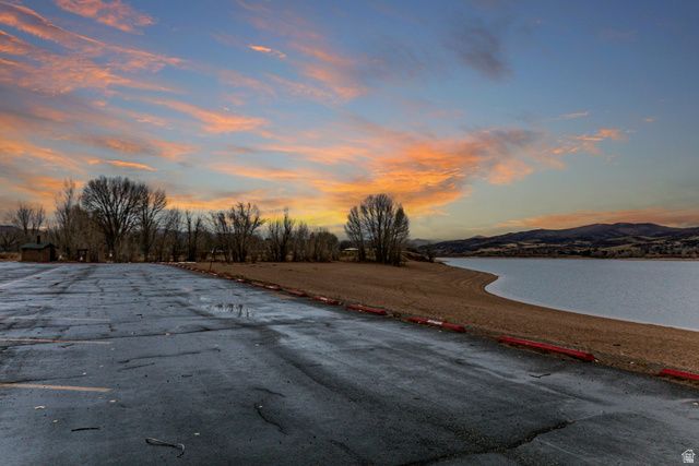 6611 E 100 S, Huntsville, UT 84317
