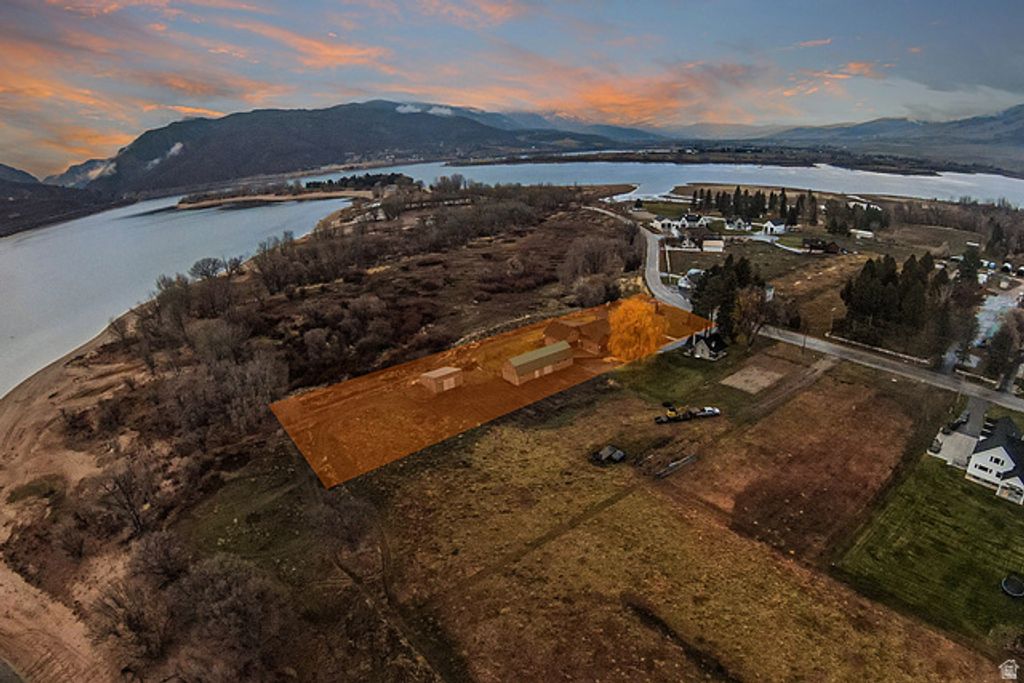6611 E 100 S, Huntsville, UT 84317