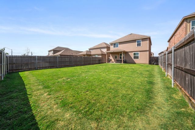 3606 Kings Drive, Ennis, TX 75119