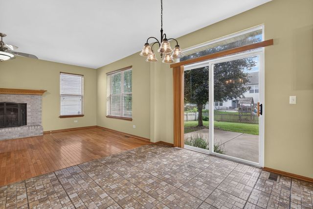 1913 Windstone Drive, Plainfield, IL 60586